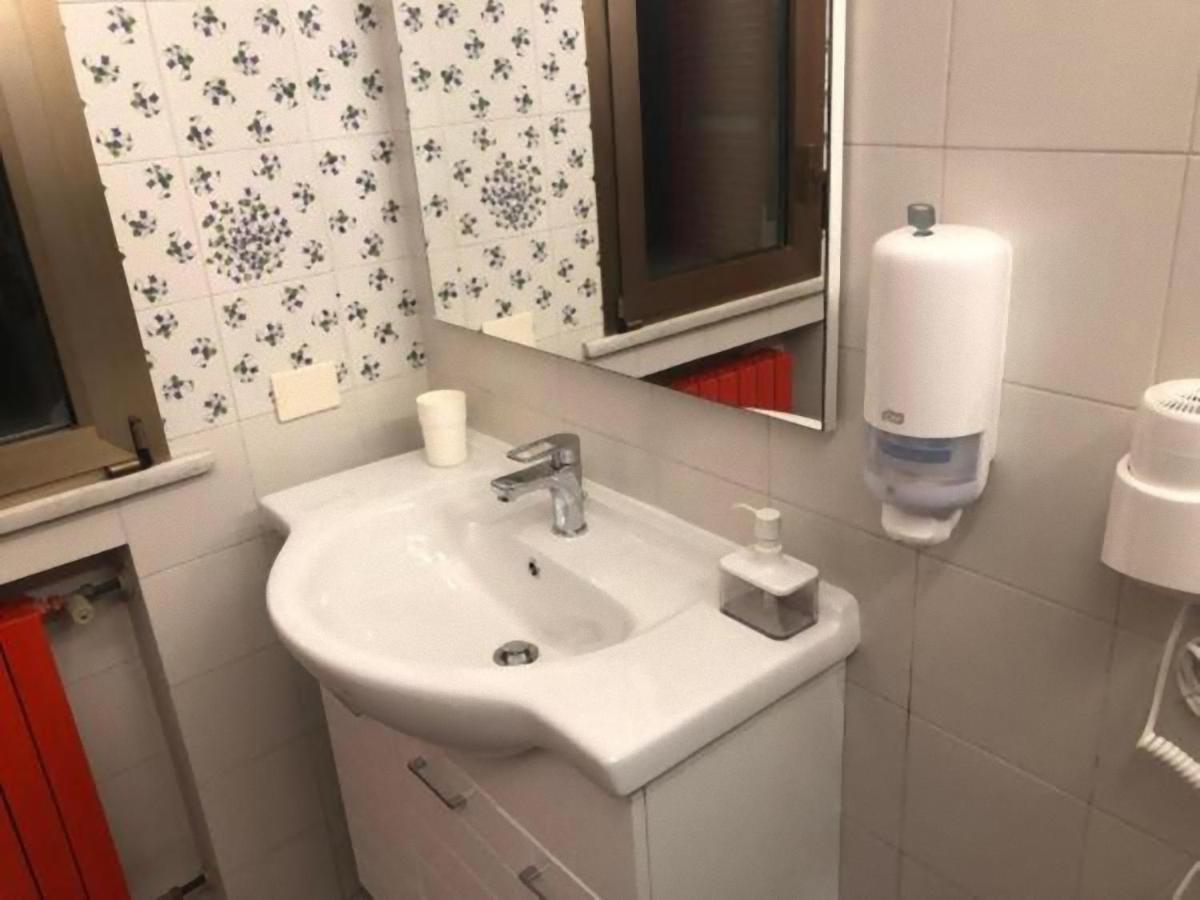 Tourist House Bologna - Fringe - Self Check-In Apartment Ngoại thất bức ảnh